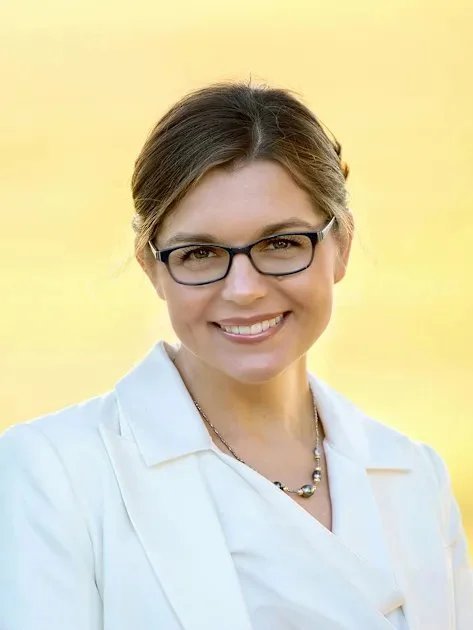 Dr. Carol Green